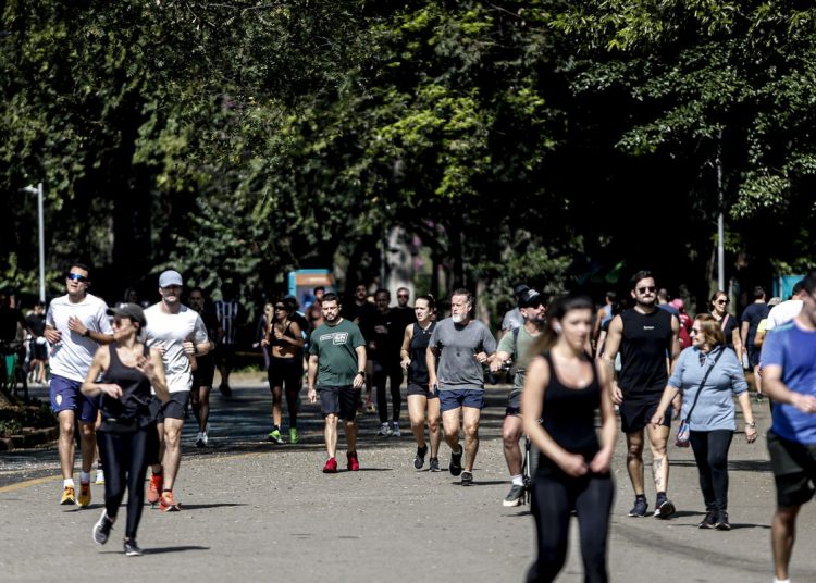 Um em cada quatro brasileiros não sabe que o câncer pode ser prevenido